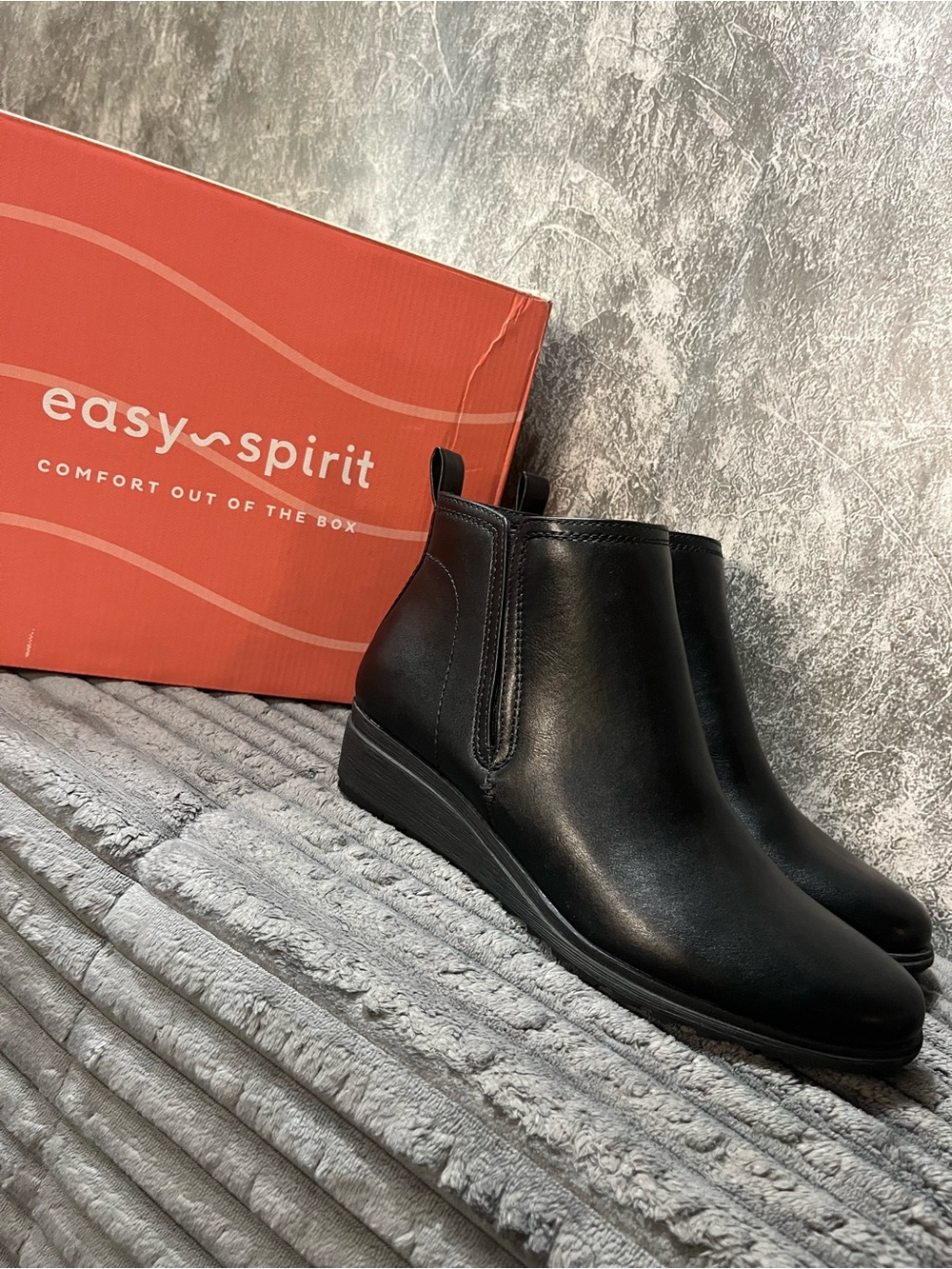 Easy Spirit Black Smooth Leather Chelsea Ankle Boots